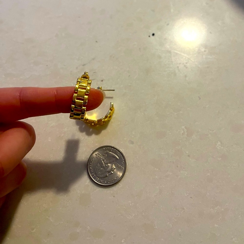 Gold hoops - chain link design